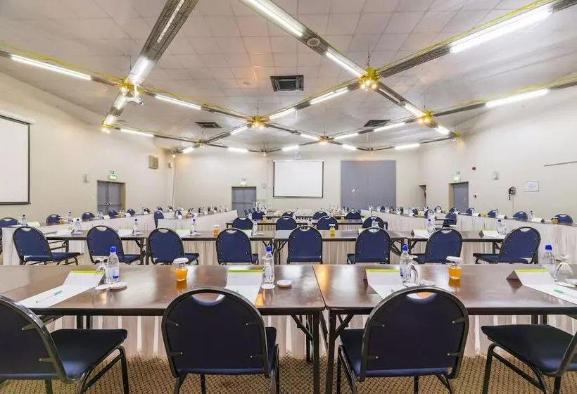 Fotos del hotel Holiday Inn Bulawayo, An Ihg:  24