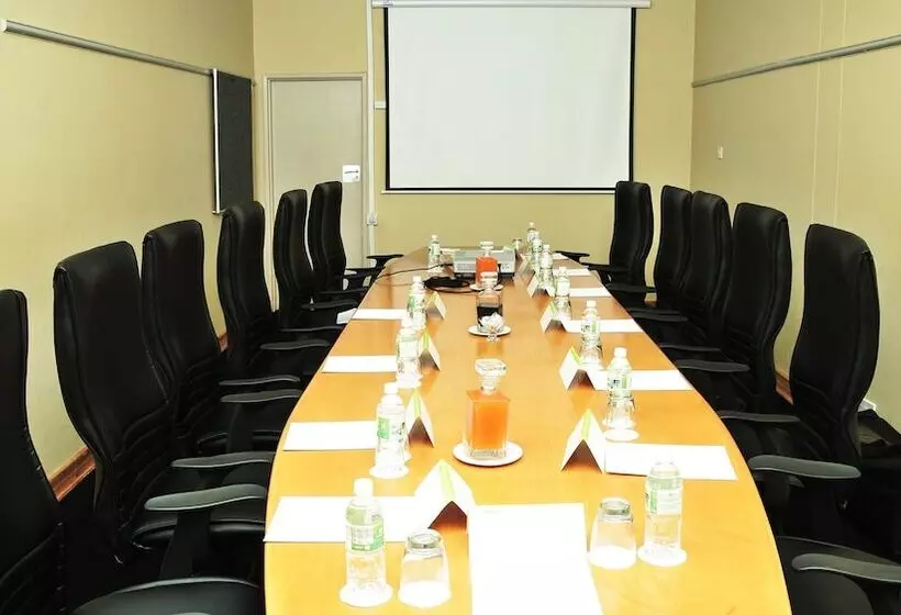 Fotos del hotel Holiday Inn Bulawayo, An Ihg:  5