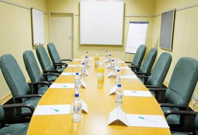 Fotos del hotel Holiday Inn Bulawayo, An Ihg:  8
