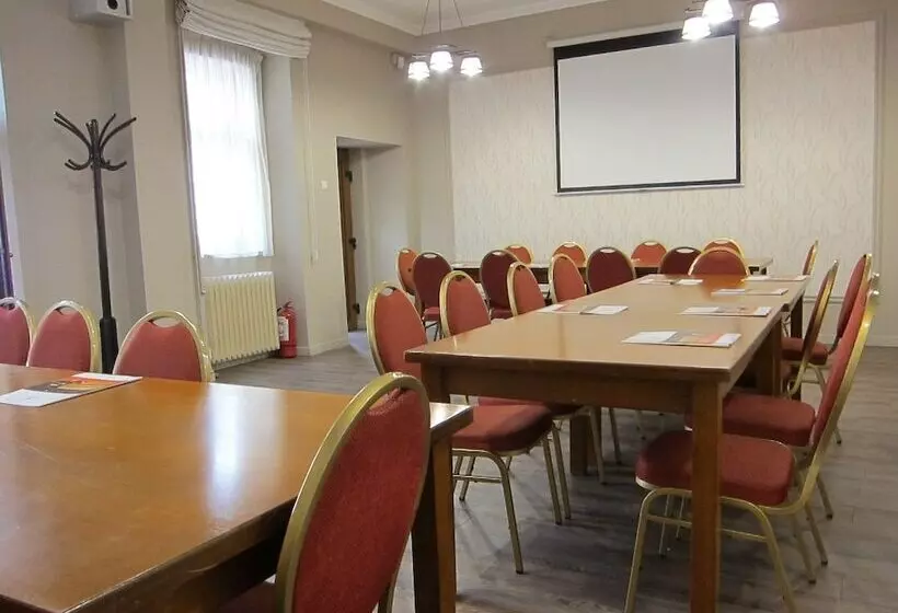 Fotos del hotel Transilvania:  9