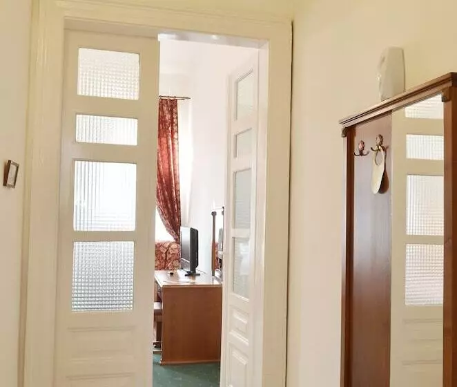 Fotos del hotel Transilvania:  23