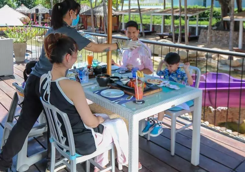 Fotos del hotel Hard Rock  Pattaya  Sha Extra Plus:  8