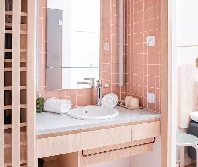 Fotos del hotel Helka:  7