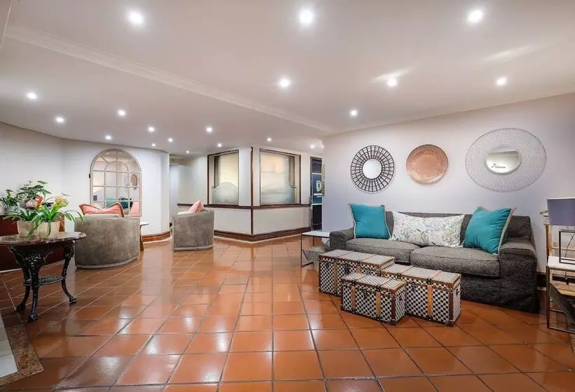 Fotos del hotel Protea Hotel By Marriott Johannesburg Balalaika Sandton:  3