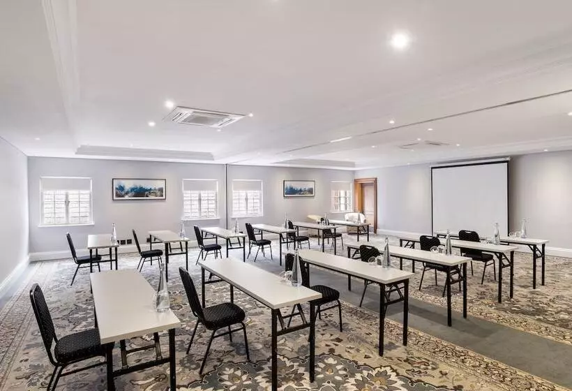 Fotos del hotel Protea Hotel By Marriott Johannesburg Balalaika Sandton:  20