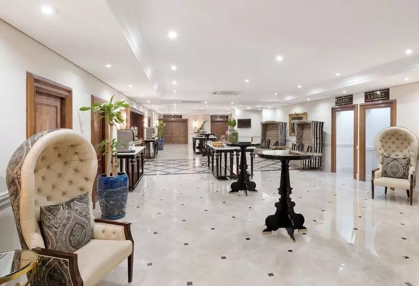 Fotos del hotel Protea Hotel By Marriott Johannesburg Balalaika Sandton:  4