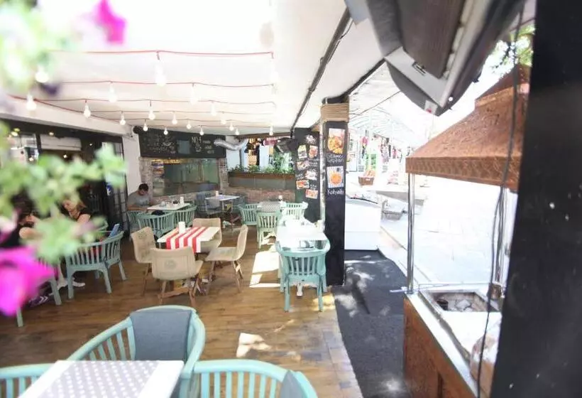 Fotos del hotel Etap Mola:  4