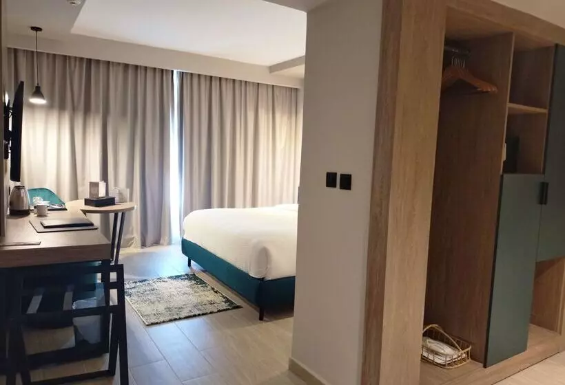 Fotos del hotel Golden Tulip El Mechtel:  7