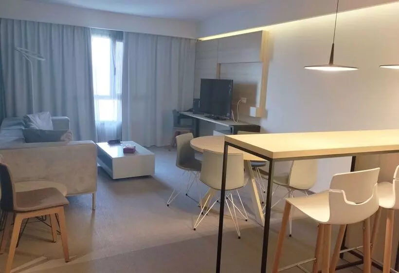 Fotos del hotel Golden Tulip El Mechtel:  15