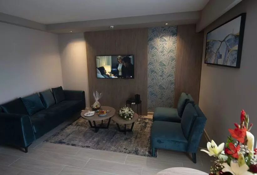 Fotos del hotel Golden Tulip El Mechtel:  23