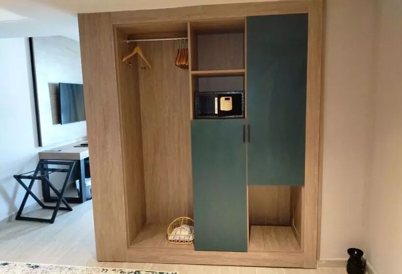 Fotos del hotel Golden Tulip El Mechtel:  9