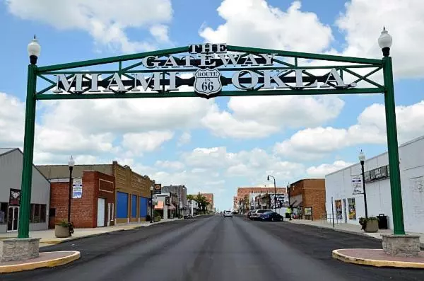 Fotos del hotel Deluxe Inn Miami,ok:  4