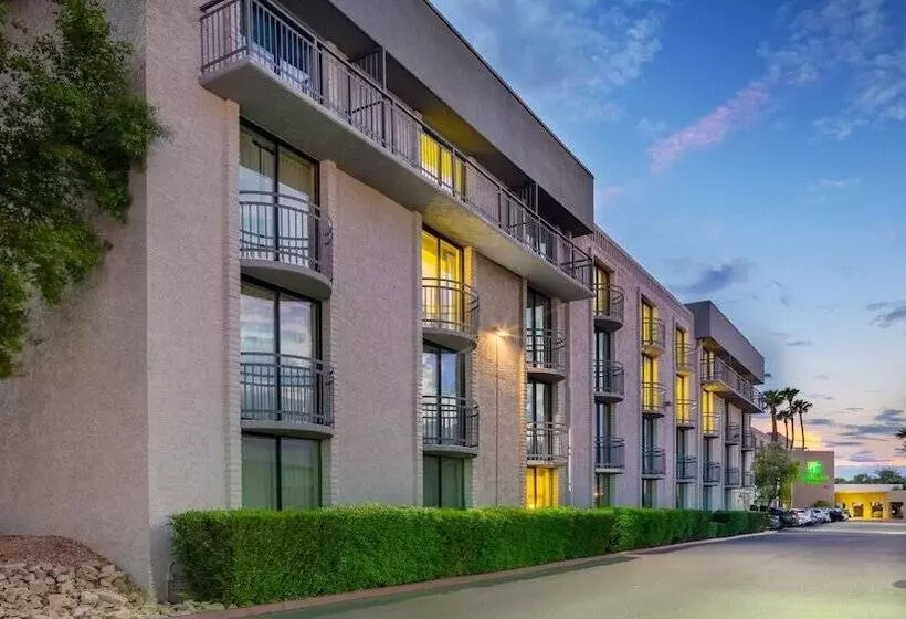 Fotos del hotel Holiday Inn Hotel & Suites Phoenix Airport North :  8