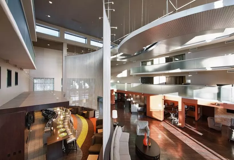 Fotos del hotel Holiday Inn Hotel & Suites Phoenix Airport North :  2