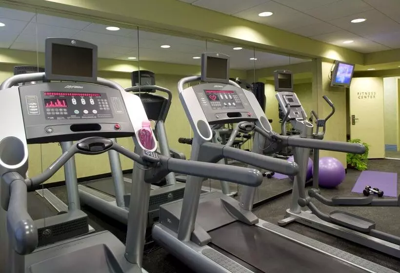 Fotos del hotel Gardens Suites Hotel By Affinia:  10