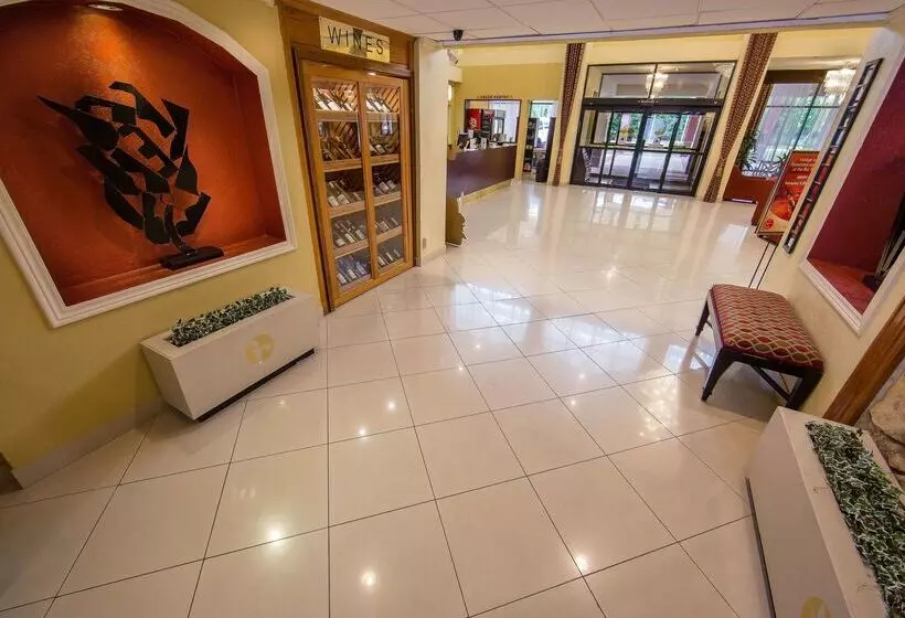 Fotos del hotel Ramada By Wyndham Houston Intercontinental Airport East:  13