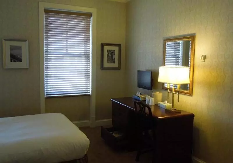 Fotos del hotel Dupont Circle Embassy Inn By Found:  8