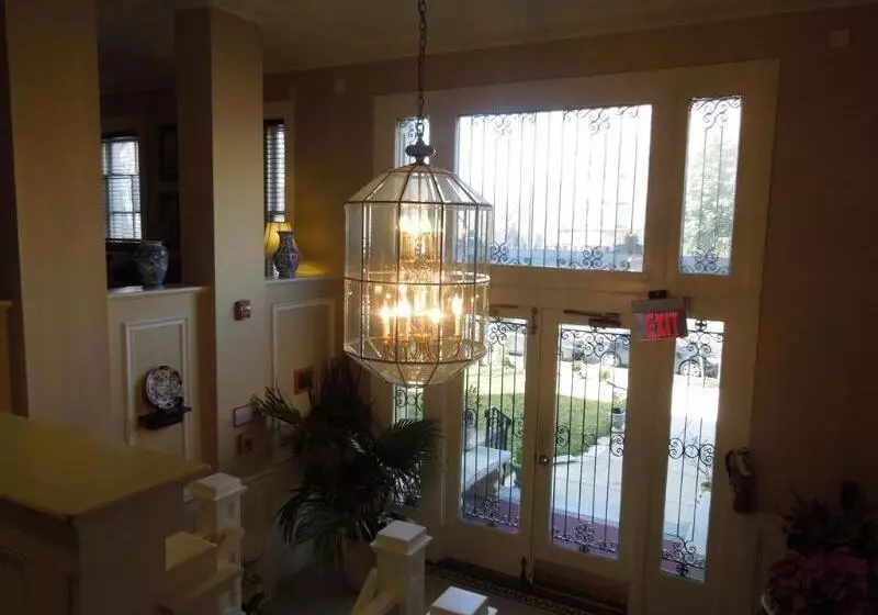 Fotos del hotel Dupont Circle Embassy Inn By Found:  10