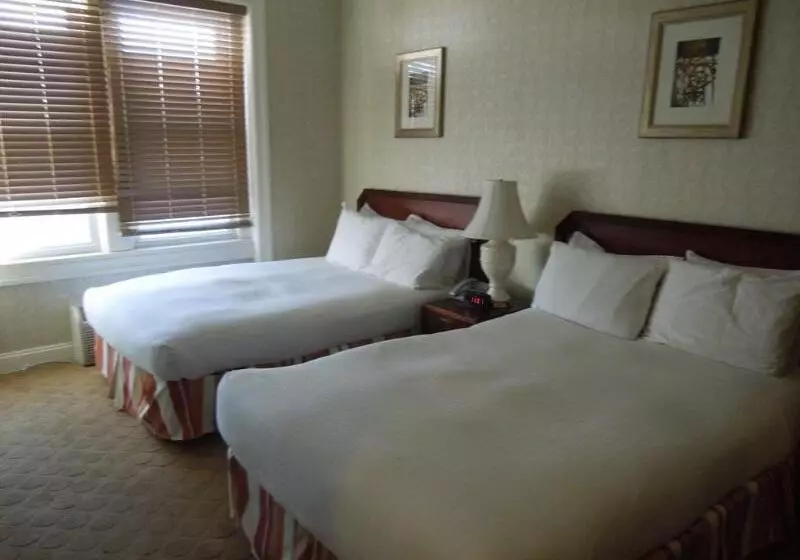 Fotos del hotel Dupont Circle Embassy Inn By Found:  17