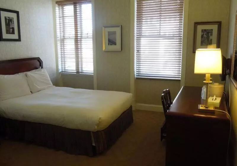 Fotos del hotel Dupont Circle Embassy Inn By Found:  15