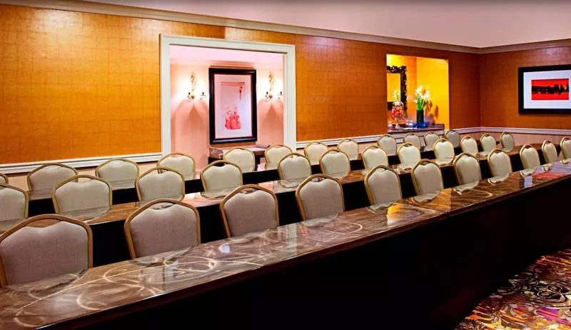 Fotos del hotel The Churchill  Near Embassy Row:  7