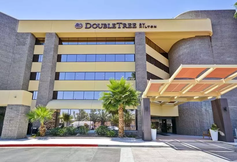 Doubletree By Hilton Phoenix North