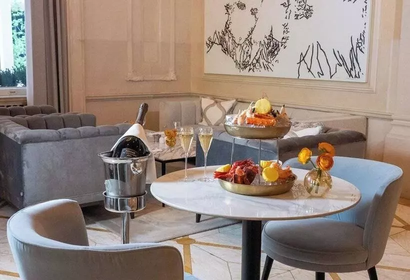 Fotos del hotel The Plaza:  7