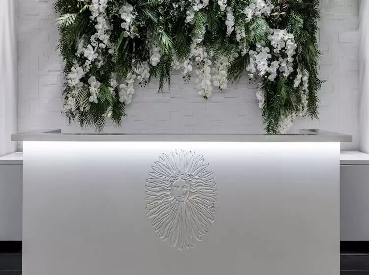 Fotos del hotel The Plaza:  23