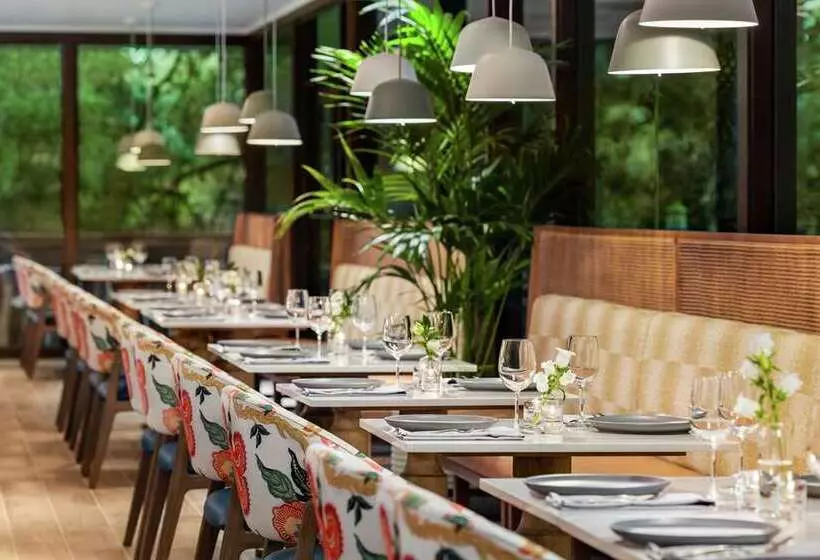 Fotos del hotel The Woodlands Resort, Curio Collection By Hilton:  4