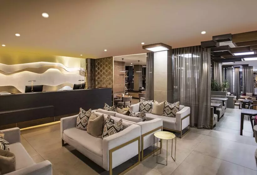 Fotos del hotel Avani Windhoek  & Casino:  10