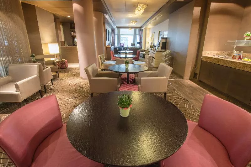 Fotos del hotel Doubletree By Hilton London Kensington:  2