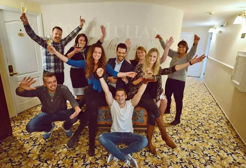 Fotos del hotel Julian:  10