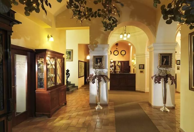 Fotos del hotel Julian:  4