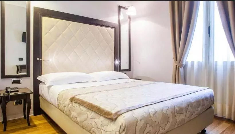 Fotos del hotel Lombardia:  23