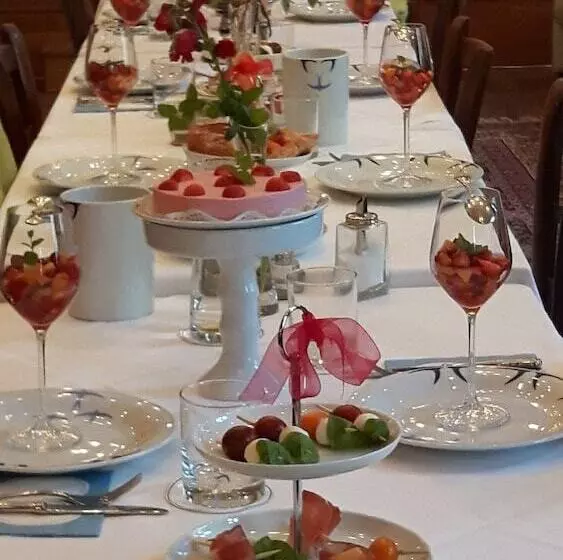 Fotos del hotel Schwalbe:  12