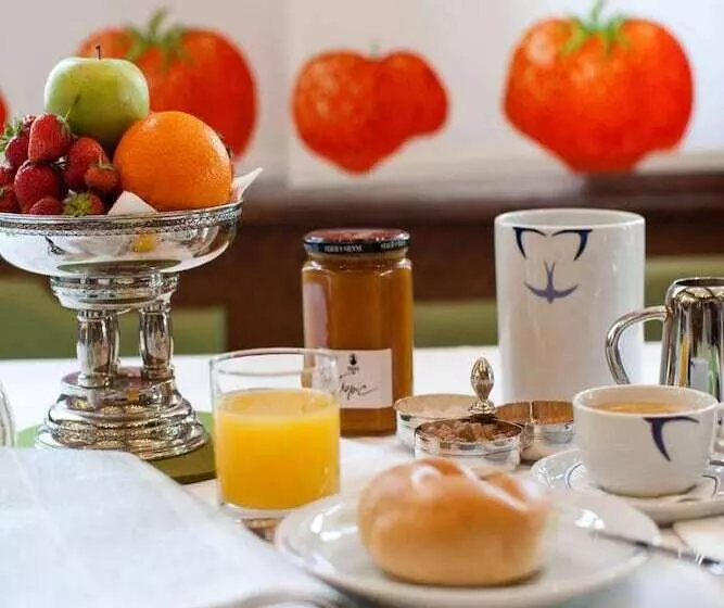 Fotos del hotel Schwalbe:  8