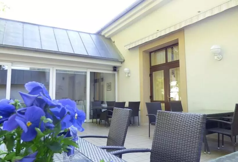 Fotos del hotel Svornost:  13