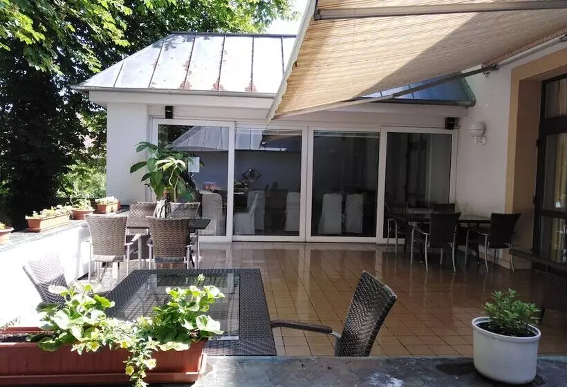 Fotos del hotel Svornost:  6