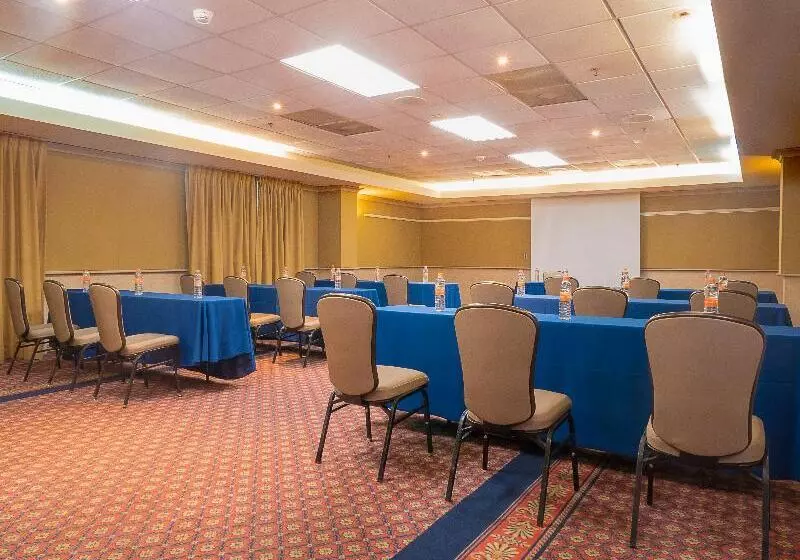 Fotos del hotel Holiday Inn Express - Monterrey - Tecnologico, An Ihg:  19