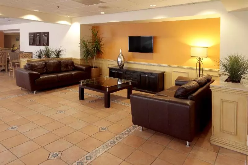 Fotos del hotel Holiday Inn Express - Monterrey - Tecnologico, An Ihg:  4