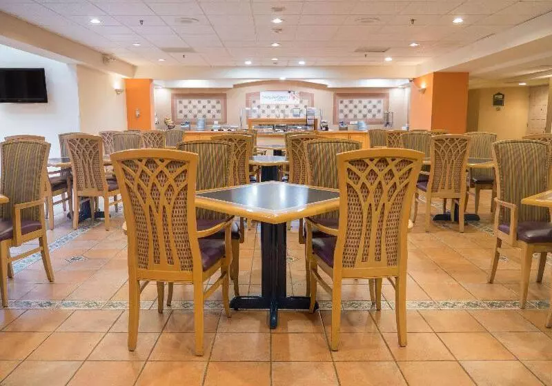 Fotos del hotel Holiday Inn Express - Monterrey - Tecnologico, An Ihg:  6