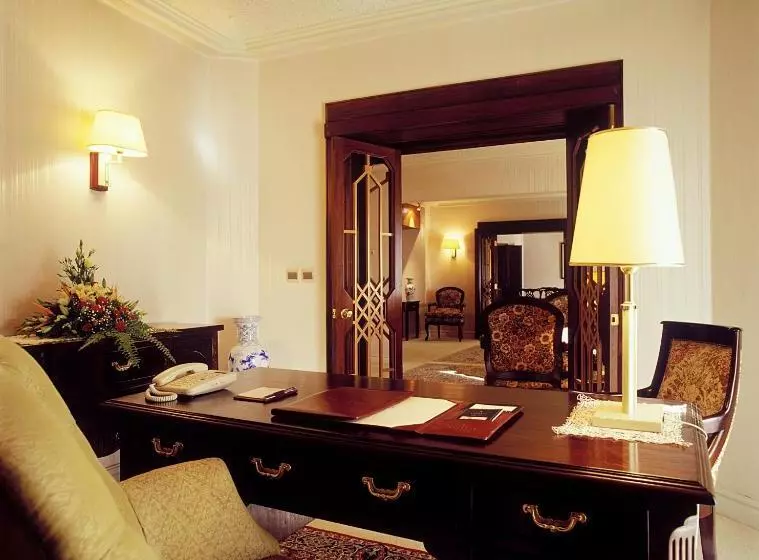 Fotos del hotel Ledger Plaza:  8