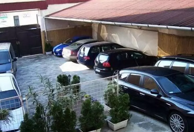 Fotos del hotel Romantik Eger:  3