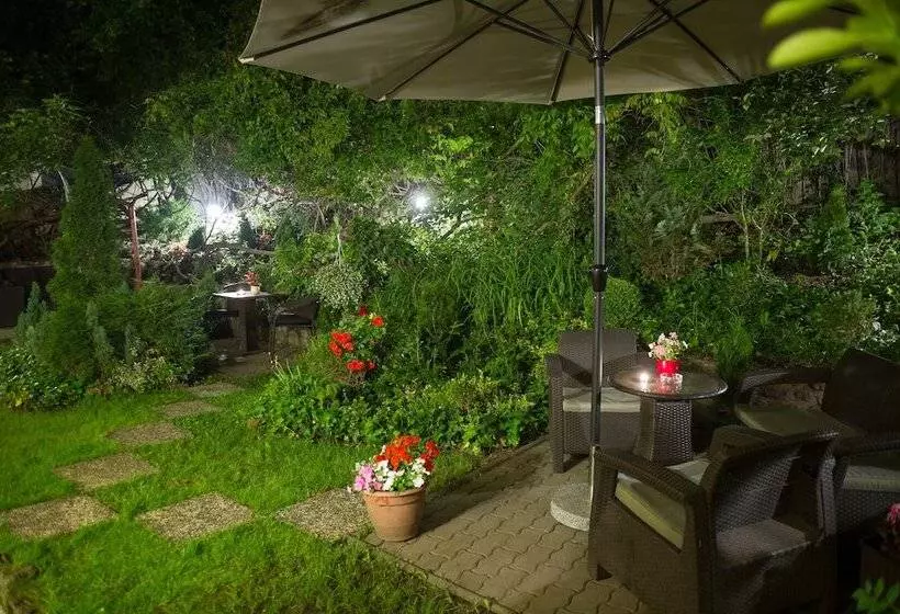 Fotos del hotel Romantik Eger:  6