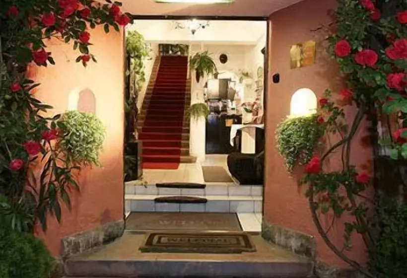 Fotos del hotel Romantik Eger:  5