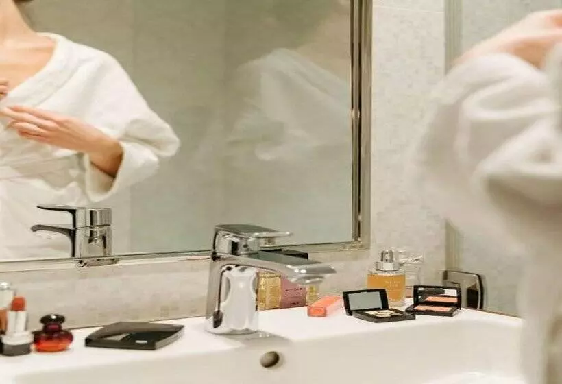 Fotos del hotel Le Parisis Paris Tour Eiffel:  12