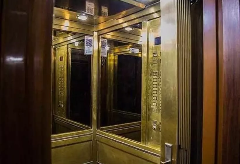 Fotos del hotel Lyon By Mh:  9