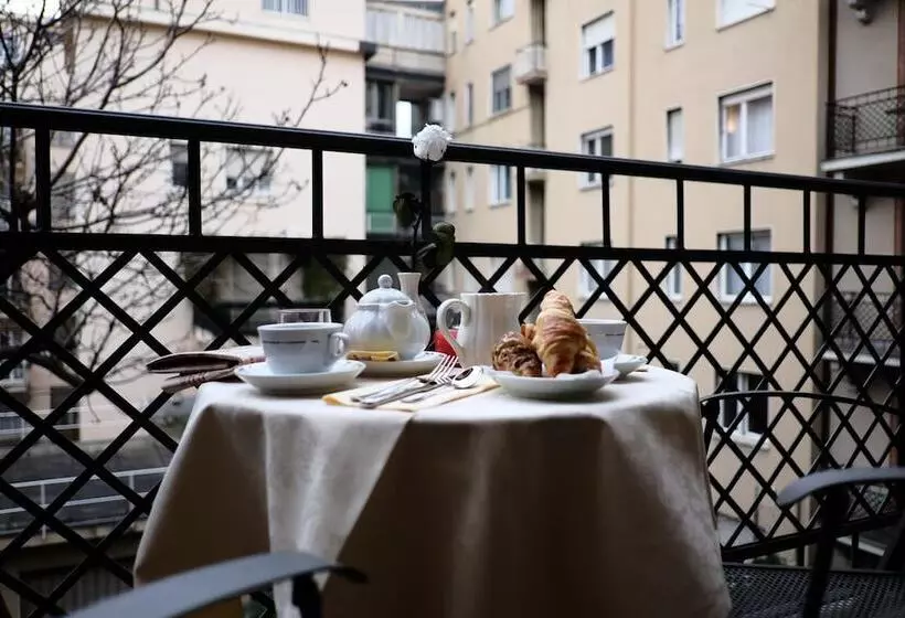 Fotos del hotel Ih Hotels Milano Regency:  4