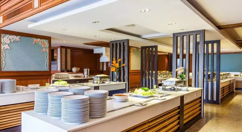 Fotos del hotel Cholchan Pattaya Beach Resort:  18