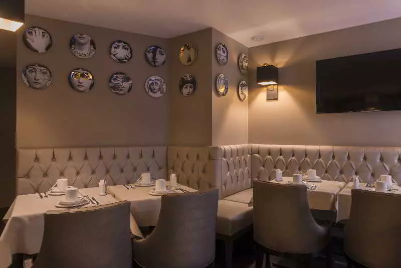 Fotos del hotel La Villa Des Ternes:  18